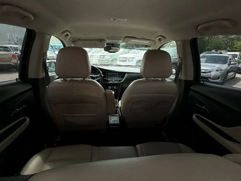 Used 2017 Buick Encore Essence FWD image 10