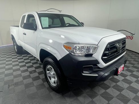 Used 2019 Toyota Tacoma SR5 image 9