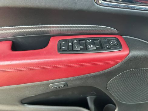 Used 2018 Dodge Durango R/T w/ Technology Group AWD/4WD image 20