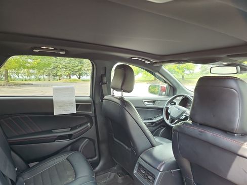 Used 2024 Ford Edge ST-Line AWD/4WD image 16