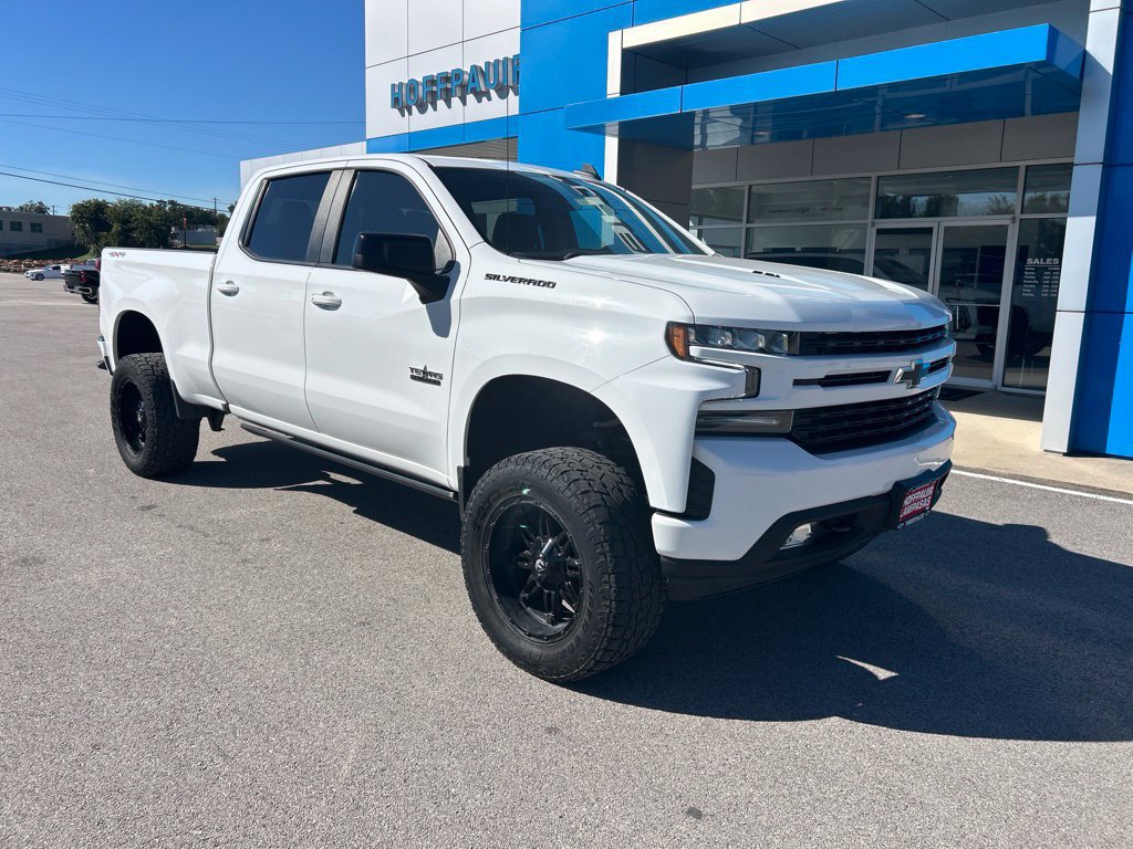 Used 2021 Chevrolet Silverado 1500 RST w/ LPO, Blackout Package AWD/4WD image 4