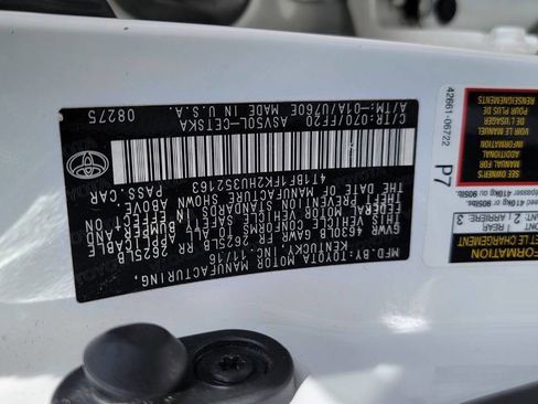 Used 2017 Toyota Camry SE FWD image 23