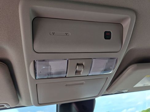 New 2025 Nissan Frontier SV AWD/4WD image 23