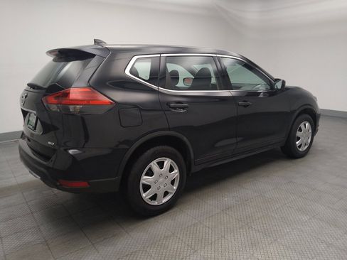 Used 2017 Nissan Rogue S AWD/4WD image 10