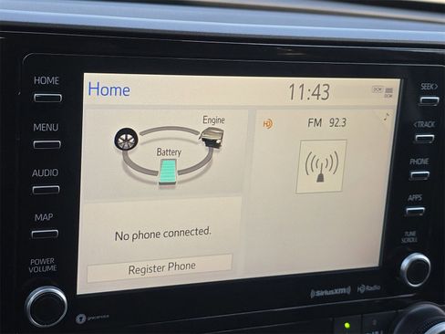 Used 2021 Toyota Highlander LE image 29