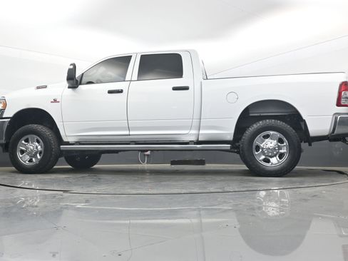 Used 2023 RAM 2500 Tradesman image 26