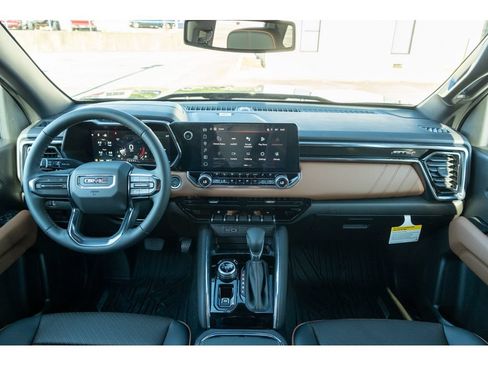 New 2026 GMC Canyon AT4 w/ Technology Plus Package AWD/4WD image 33