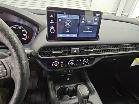New 2026 Honda HR-V LX image 12