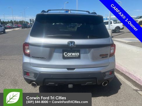 Used 2022 Honda Passport TrailSport image 10