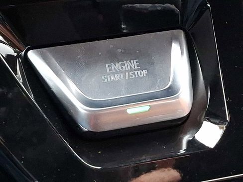 Used 2025 GMC Sierra 1500 Denali Ultimate image 24