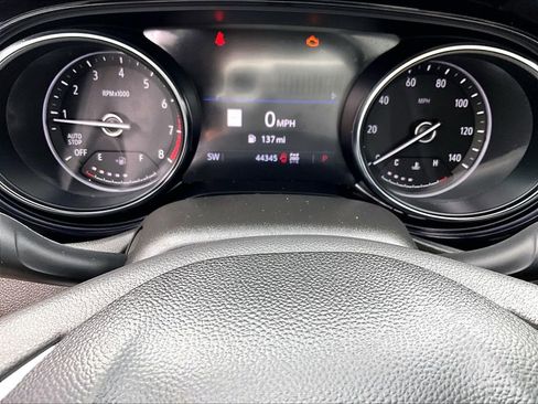 Used 2020 Buick Encore GX Essence w/ Experience Buick Package image 18