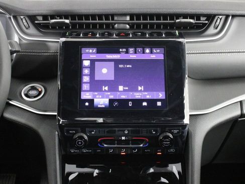 New 2025 Jeep Grand Cherokee L Laredo AWD/4WD image 33