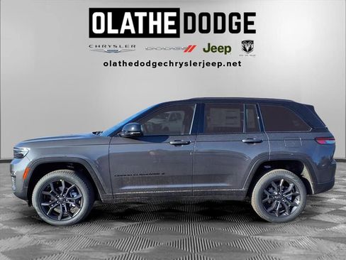 New 2025 Jeep Grand Cherokee Limited image 18