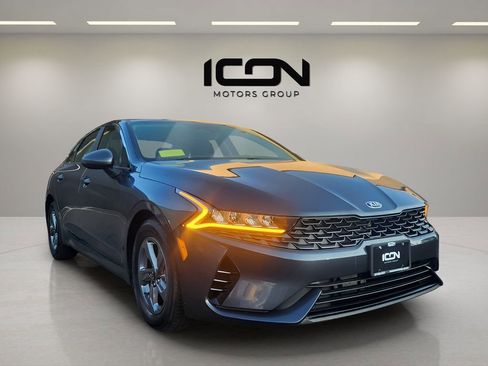 Used 2021 Kia K5 LXS image 6