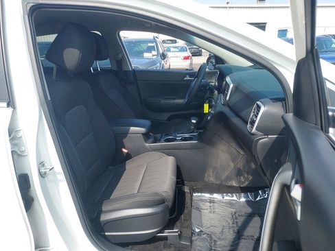 Used 2020 Kia Sportage LX AWD/4WD image 27