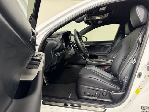 Used 2025 Lexus IS 500 w/ Accessory Package 2 RWD image 5