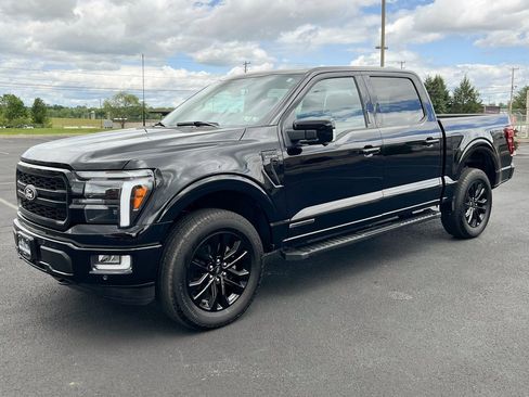 Used 2024 Ford F150 Lariat image 13