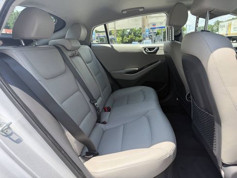 Used 2018 Hyundai Ioniq Limited w/ Limited Ultimate Package 03 FWD image 9