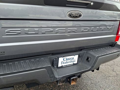 Used 2022 Ford F350 Lariat w/ Black Appearance Package image 34