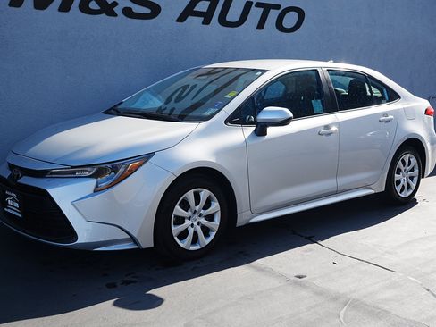 Used 2024 Toyota Corolla LE image 7