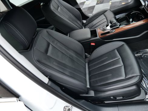 Used 2022 Audi A4 2.0T Premium image 35