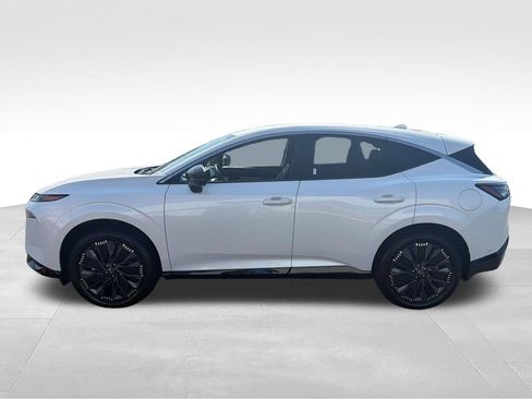 Used 2025 Nissan Murano Platinum w/ Cargo Package AWD/4WD image 2