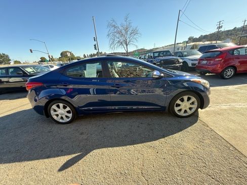 Used 2013 Hyundai Elantra Limited w/ Technology Pkg image 4
