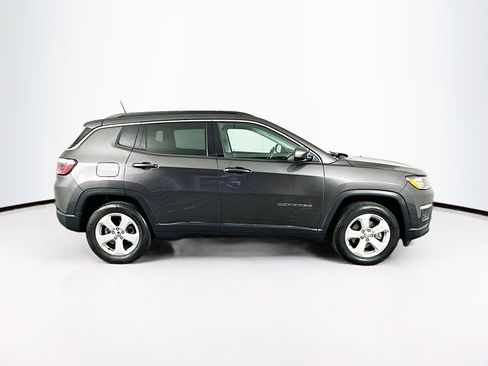 Used 2018 Jeep Compass Latitude w/ Popular Equipment Group image 10