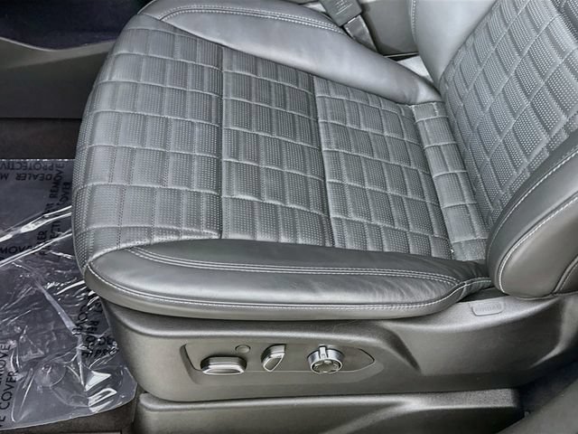 Used 2025 Cadillac Escalade Sport Platinum AWD/4WD image 20