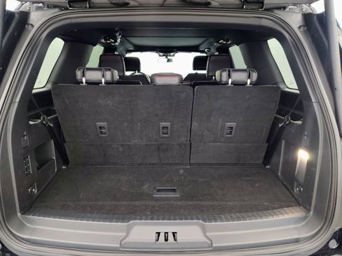 Used 2023 Ford Expedition Limited image 18