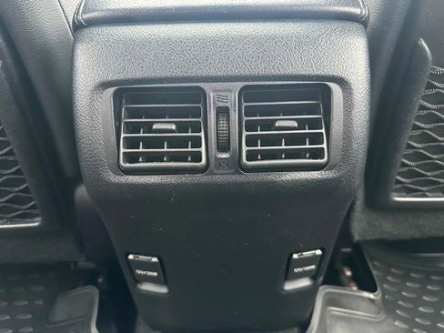 Used 2019 Toyota 4Runner Limited AWD/4WD image 17