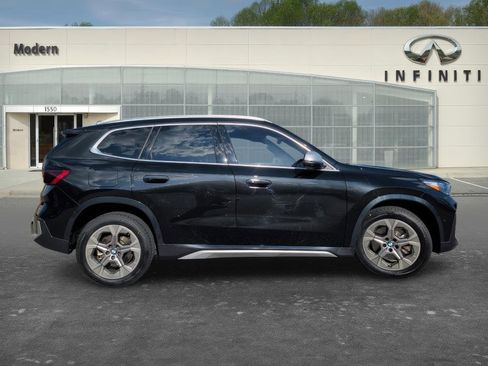 Used 2023 BMW X1 xDrive28i w/ Premium Package image 3