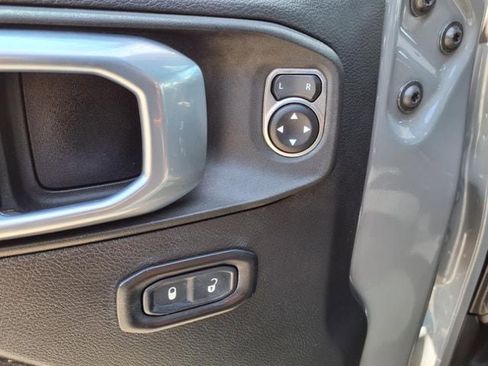 Used 2021 Jeep Wrangler Unlimited Sport image 14