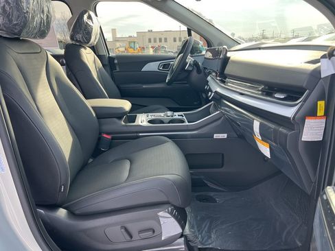 New 2026 Kia Carnival SX Prestige image 16