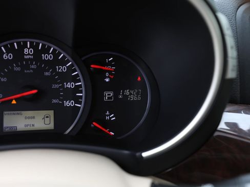 Used 2013 Nissan Quest SL FWD image 27