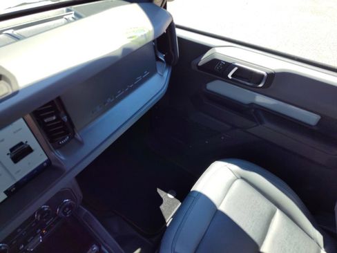 Used 2024 Ford Bronco Big Bend AWD/4WD image 32