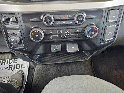 Used 2025 Ford F350 XLT image 29