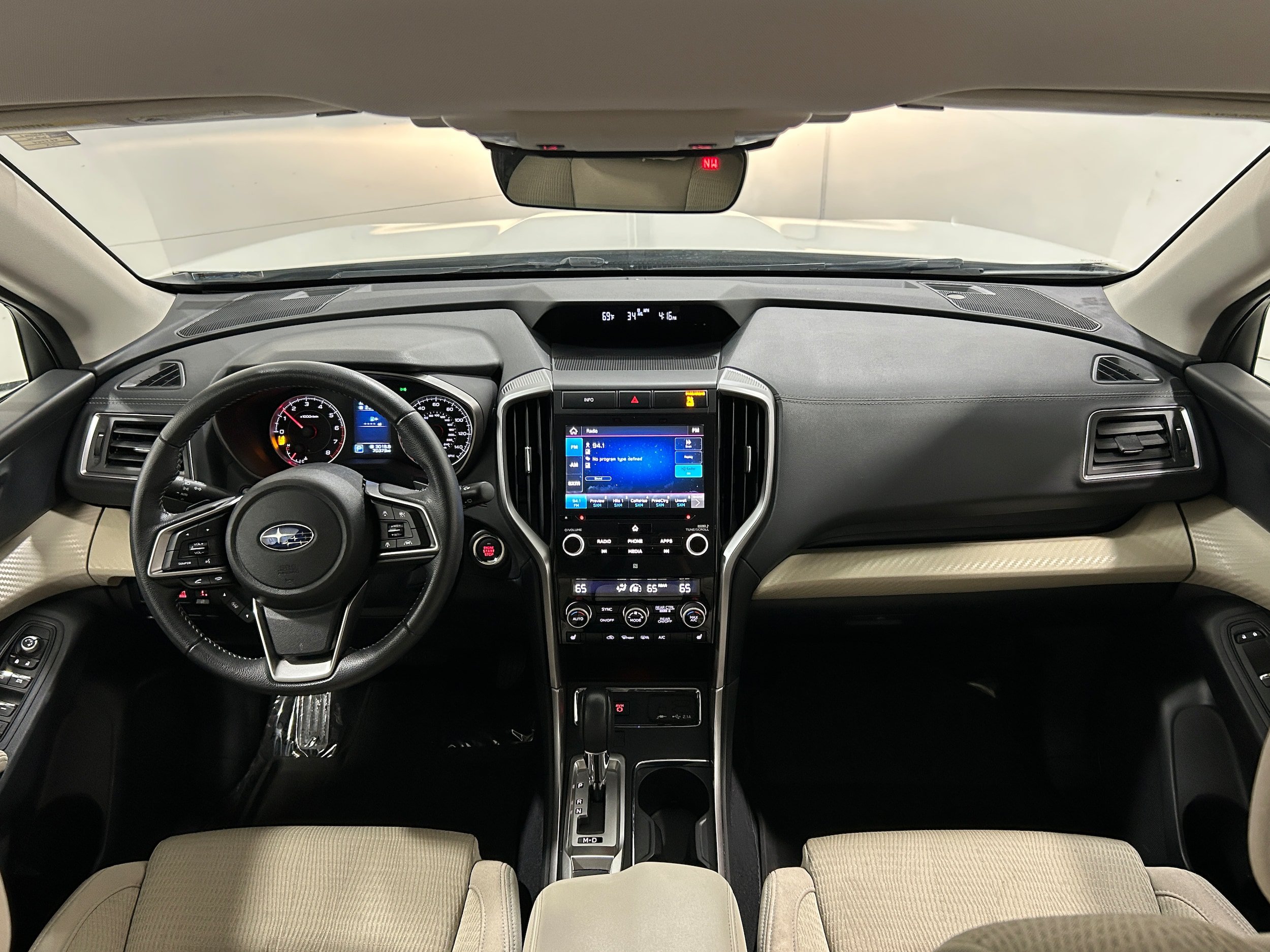 Used 2020 Subaru Ascent Premium w/ Convenience Package AWD/4WD image 14