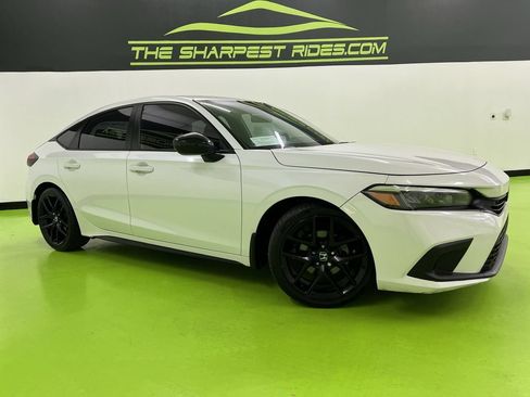 Used 2024 Honda Civic Sport image 1