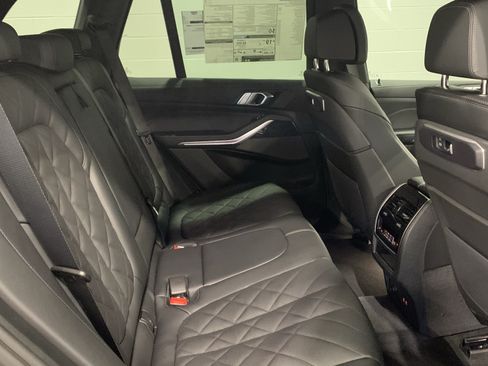 Used 2026 BMW X5 M60i AWD/4WD image 27