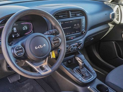 Certified 2024 Kia Soul LX w/ Option Group 015 image 9
