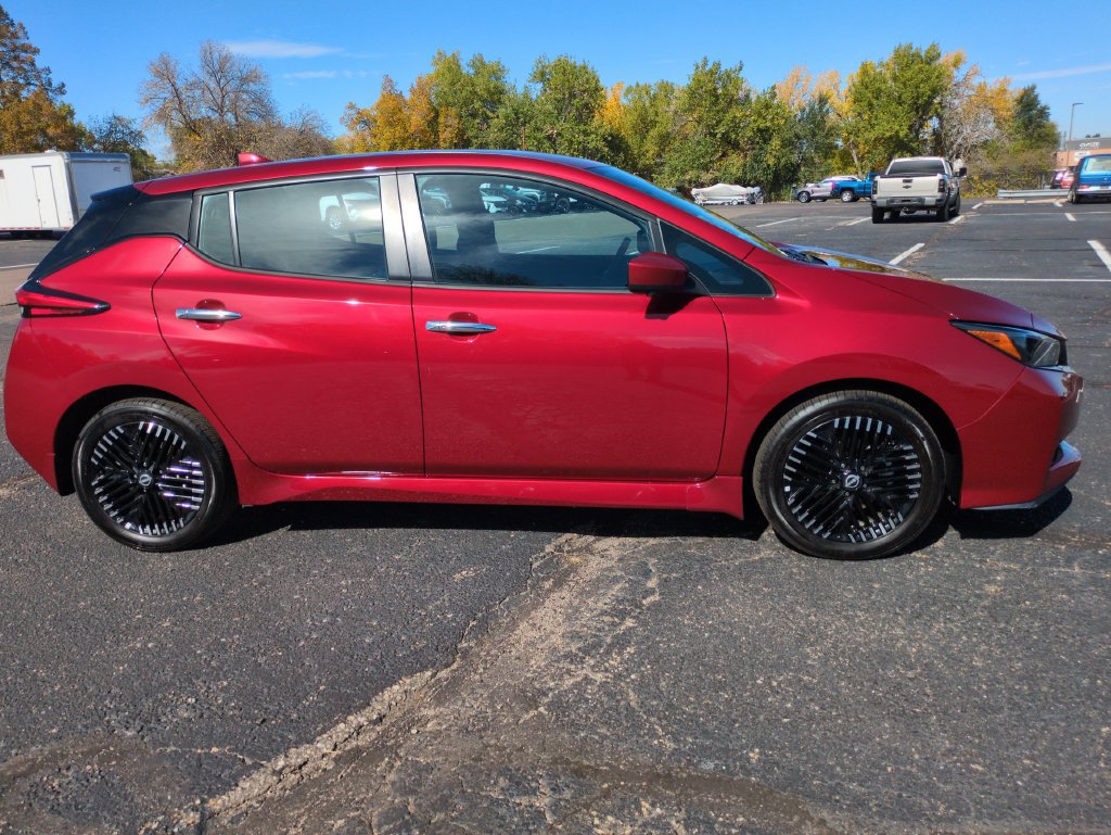 Used 2025 Nissan Leaf SV Plus FWD image 6