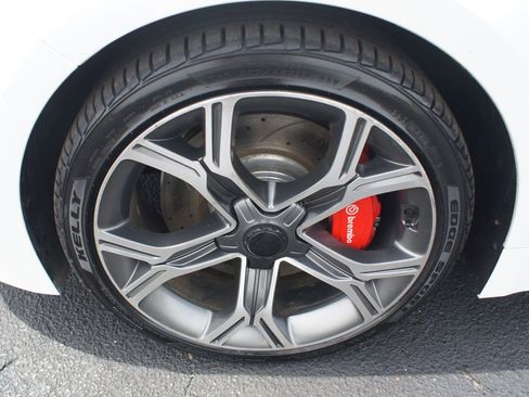 Used 2019 Kia Stinger GT2 RWD image 25