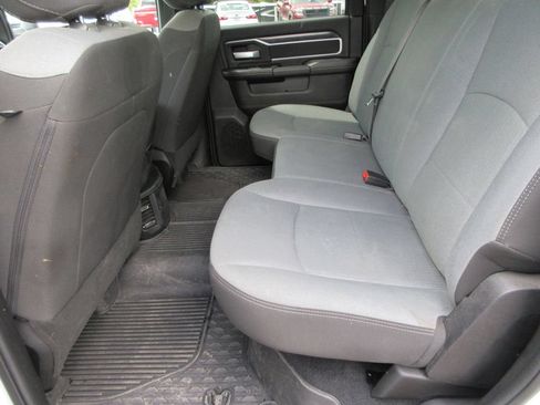 Used 2024 RAM 2500 Big Horn AWD/4WD image 16