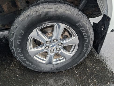 Used 2018 Ford F150 Lariat image 10