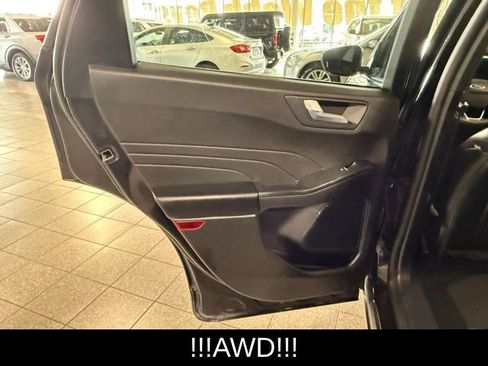 Used 2024 Ford Escape Platinum image 20