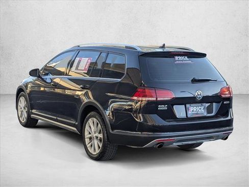 Used 2019 Volkswagen Golf Alltrack SE image 7