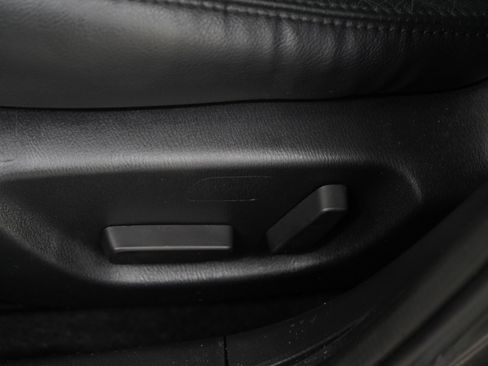 Used 2018 MAZDA MAZDA3 Grand Touring w/ Premium Equipment Package FWD image 23