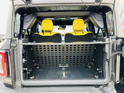 Used 2023 Ford Bronco Badlands image 28