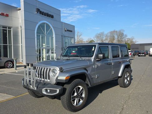 Used 2019 Jeep Wrangler Unlimited Sahara w/ Dual Top Group image 1